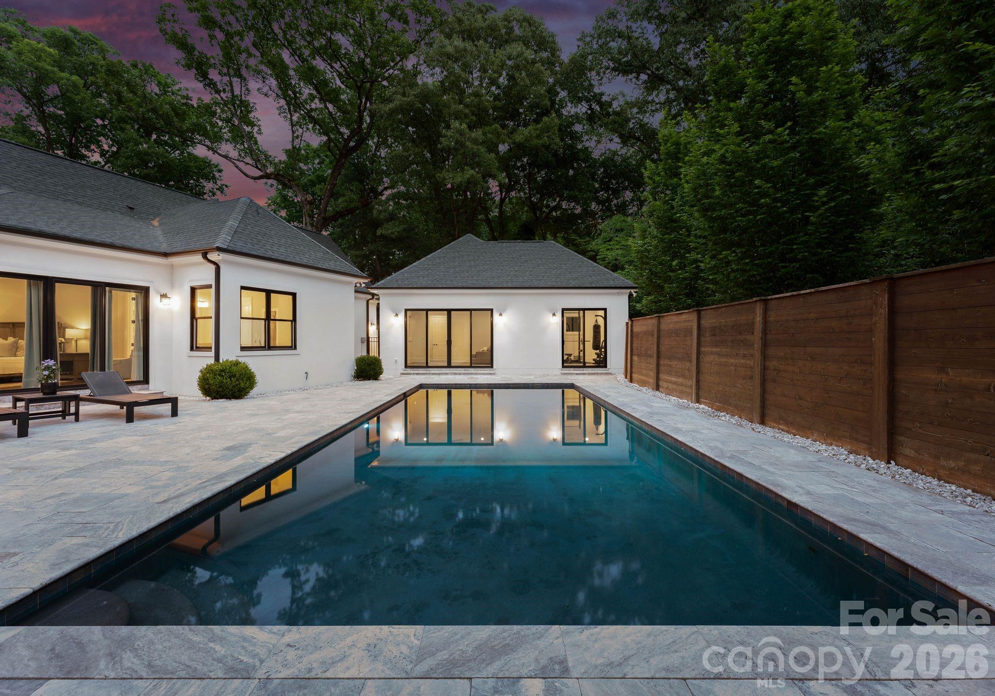 400 Glen Oaks Road
