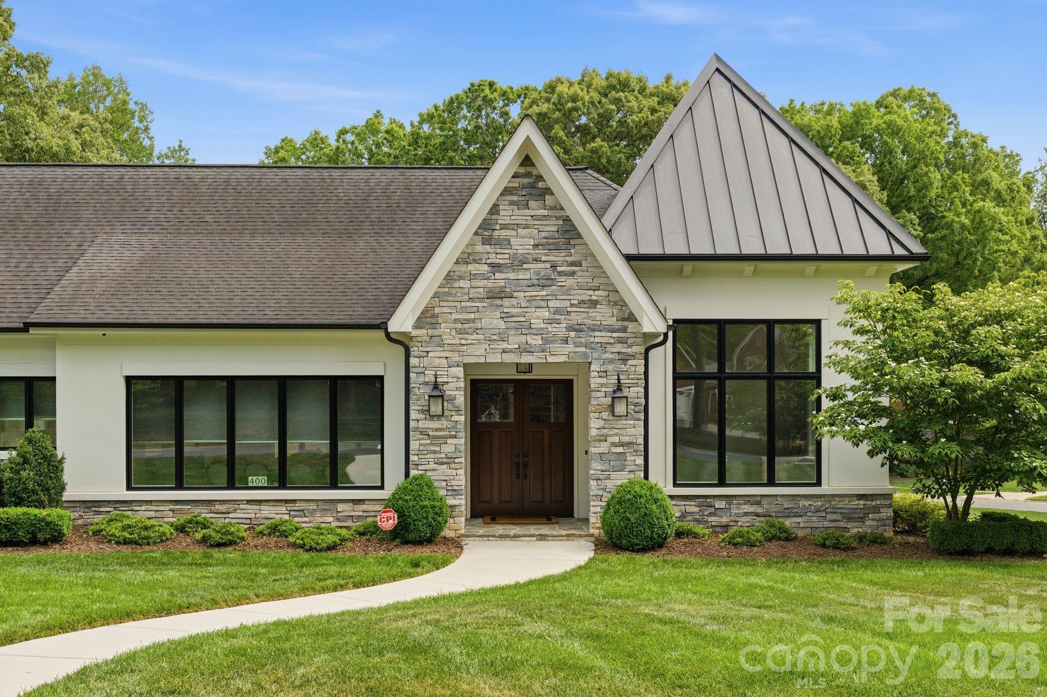 400 Glen Oaks Road