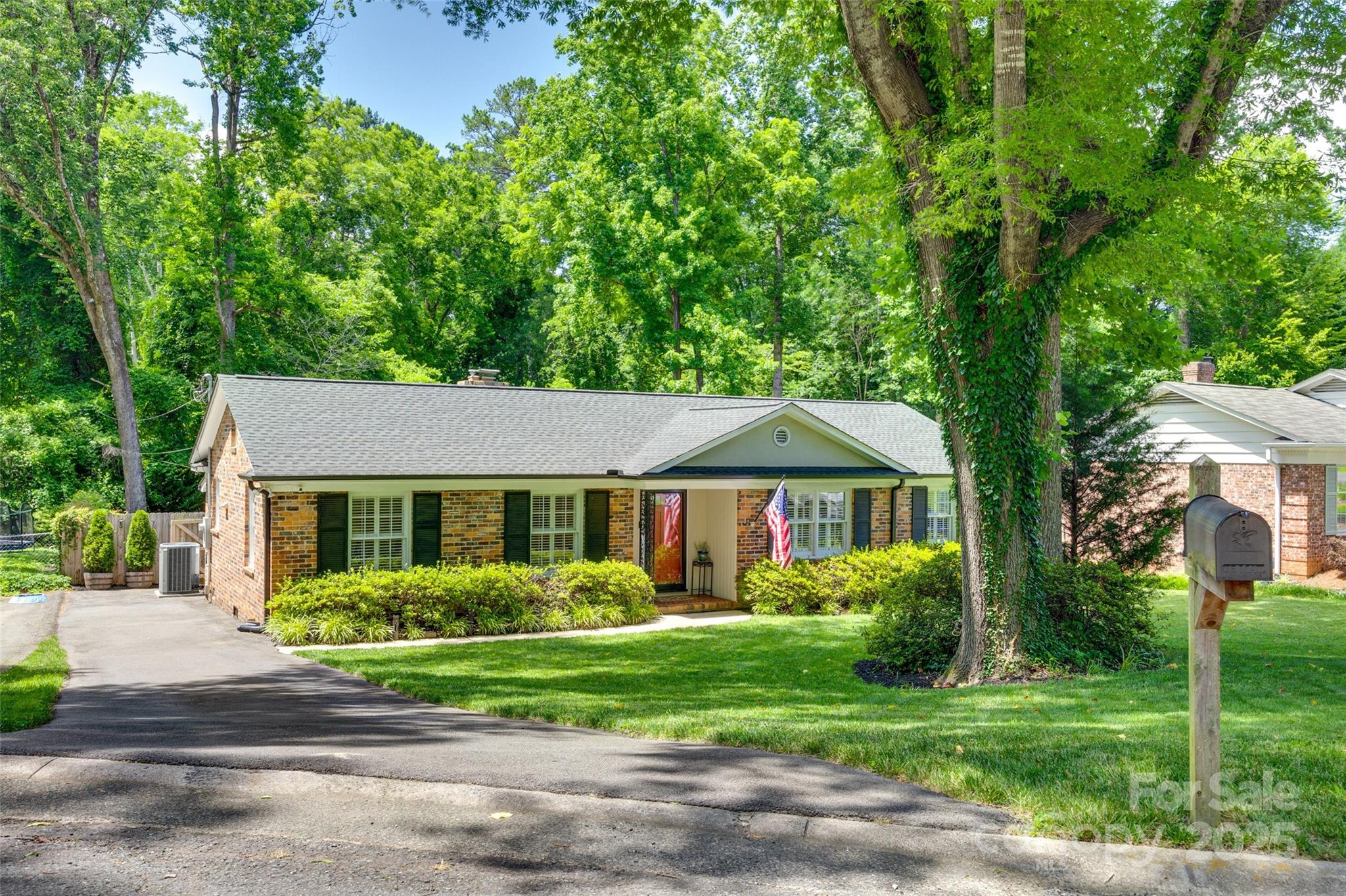 7026 Tabor Lane