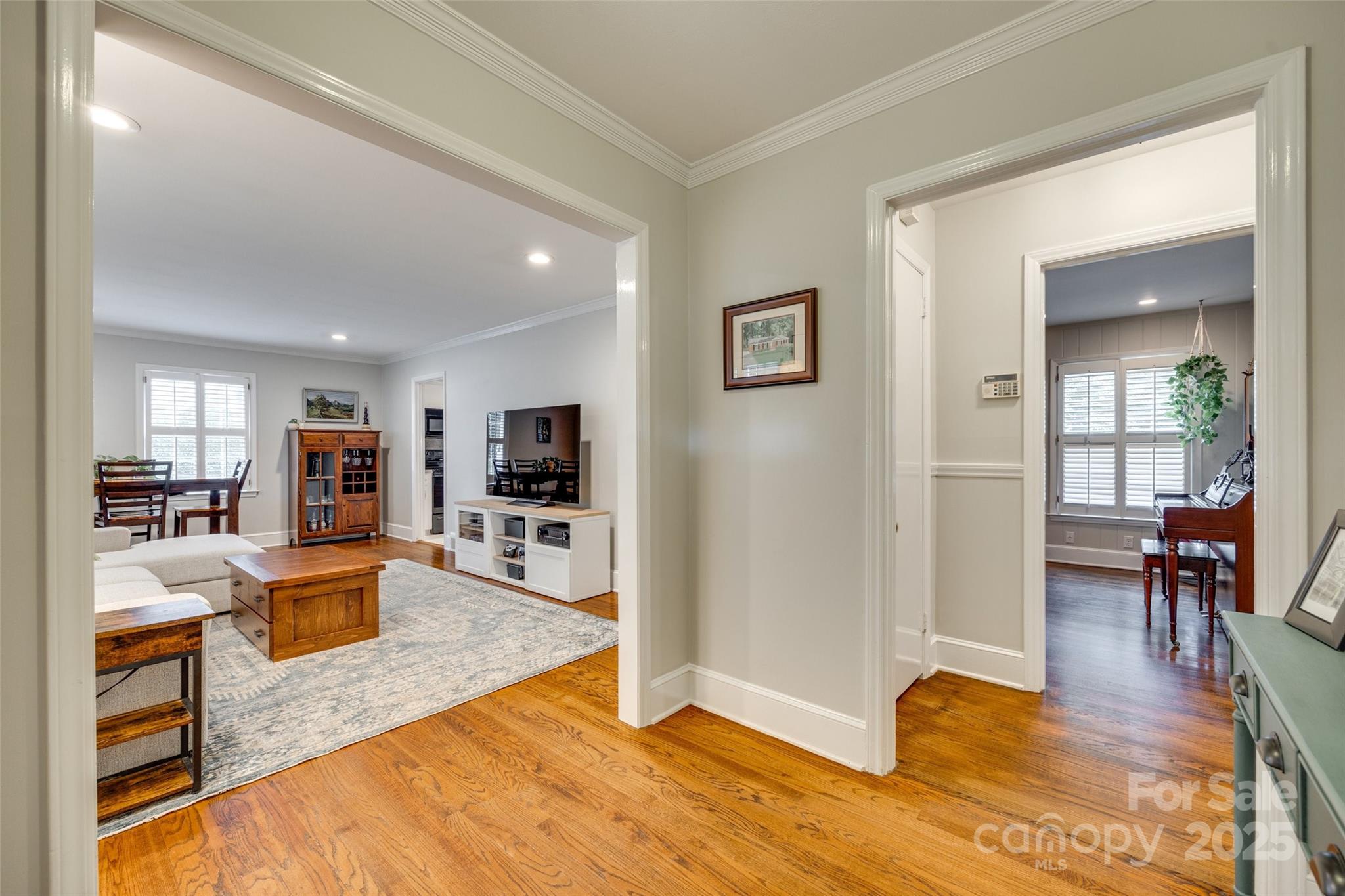 7026 Tabor Lane