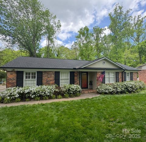 7026 Tabor Lane Charlotte NC 28211