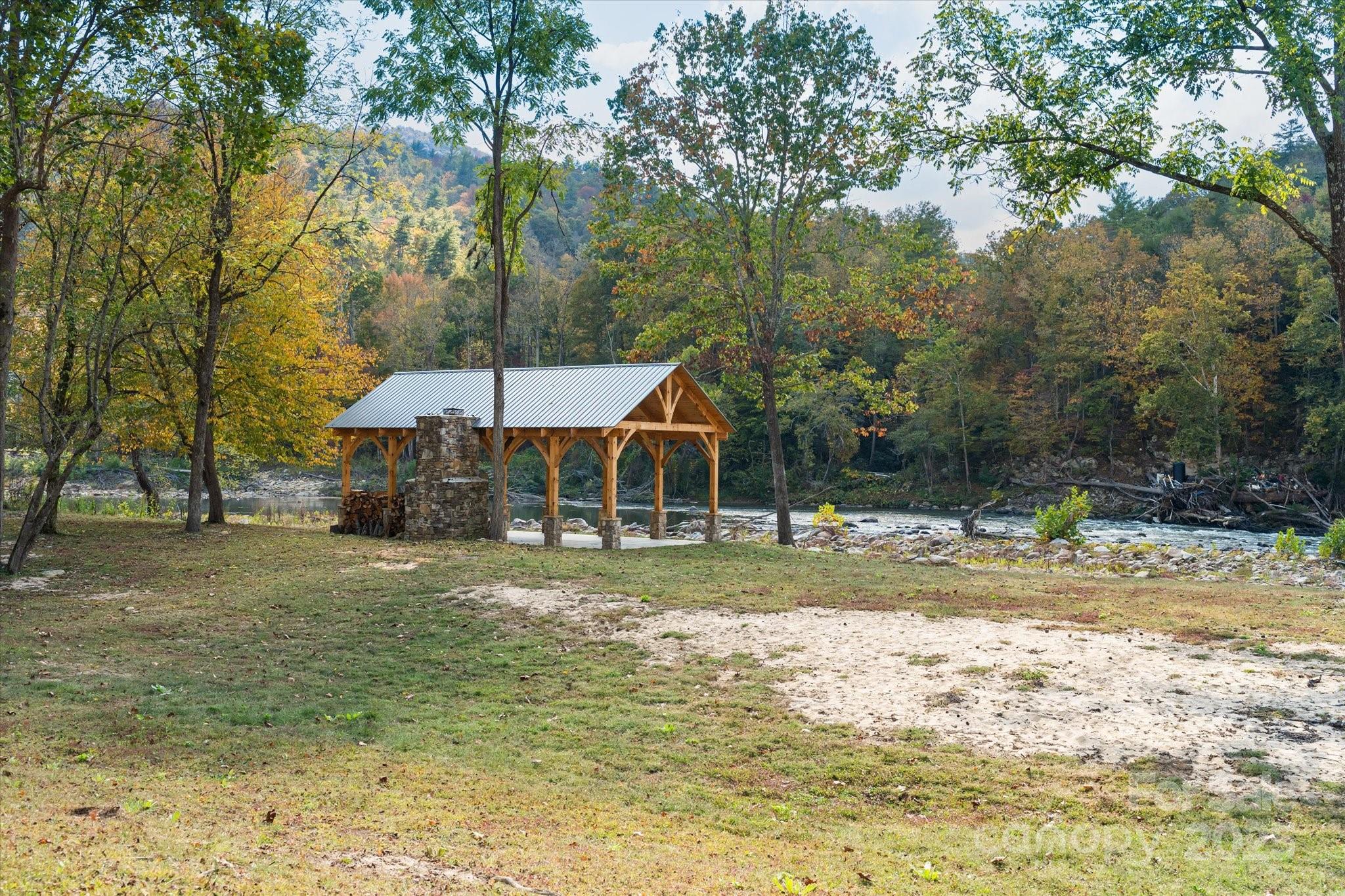French Broad Crossing - Land