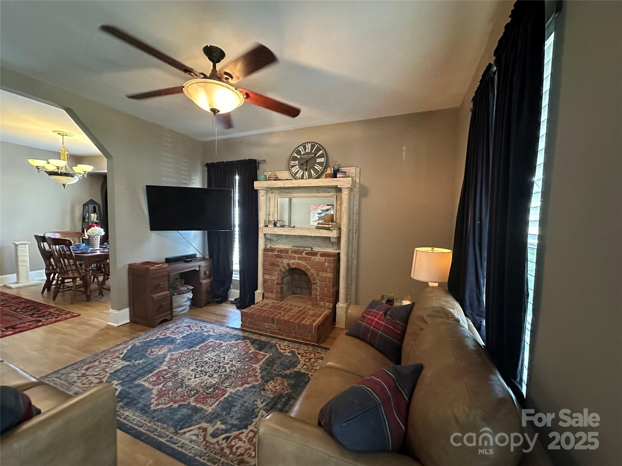 47 Douglas Avenue NW