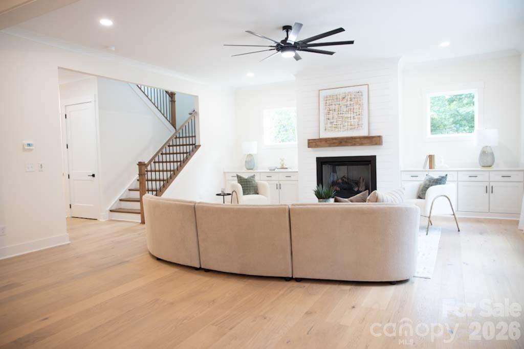 320 Laurel Crest Drive