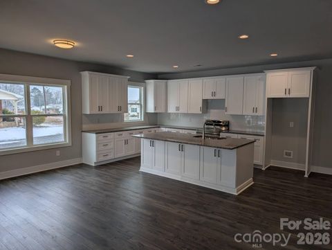 318 Sunrise Circle Shelby NC 28150