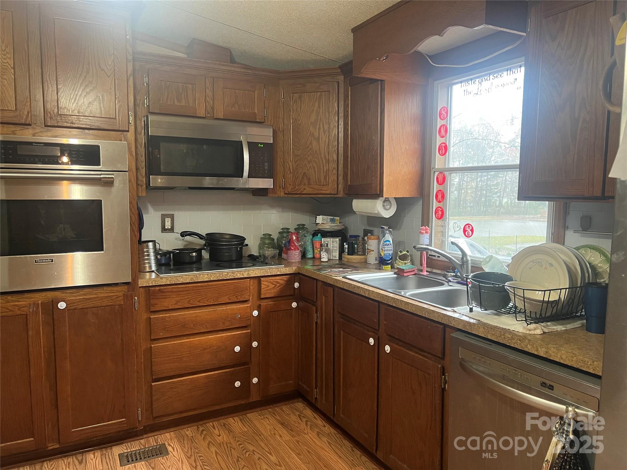 171 Courtney Place Lane