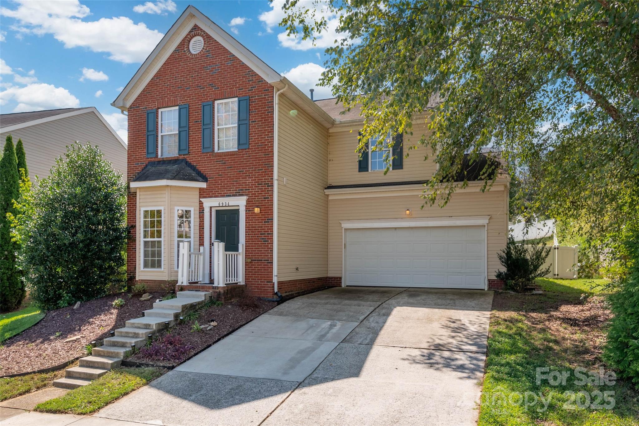 6934 Tanners Creek Drive