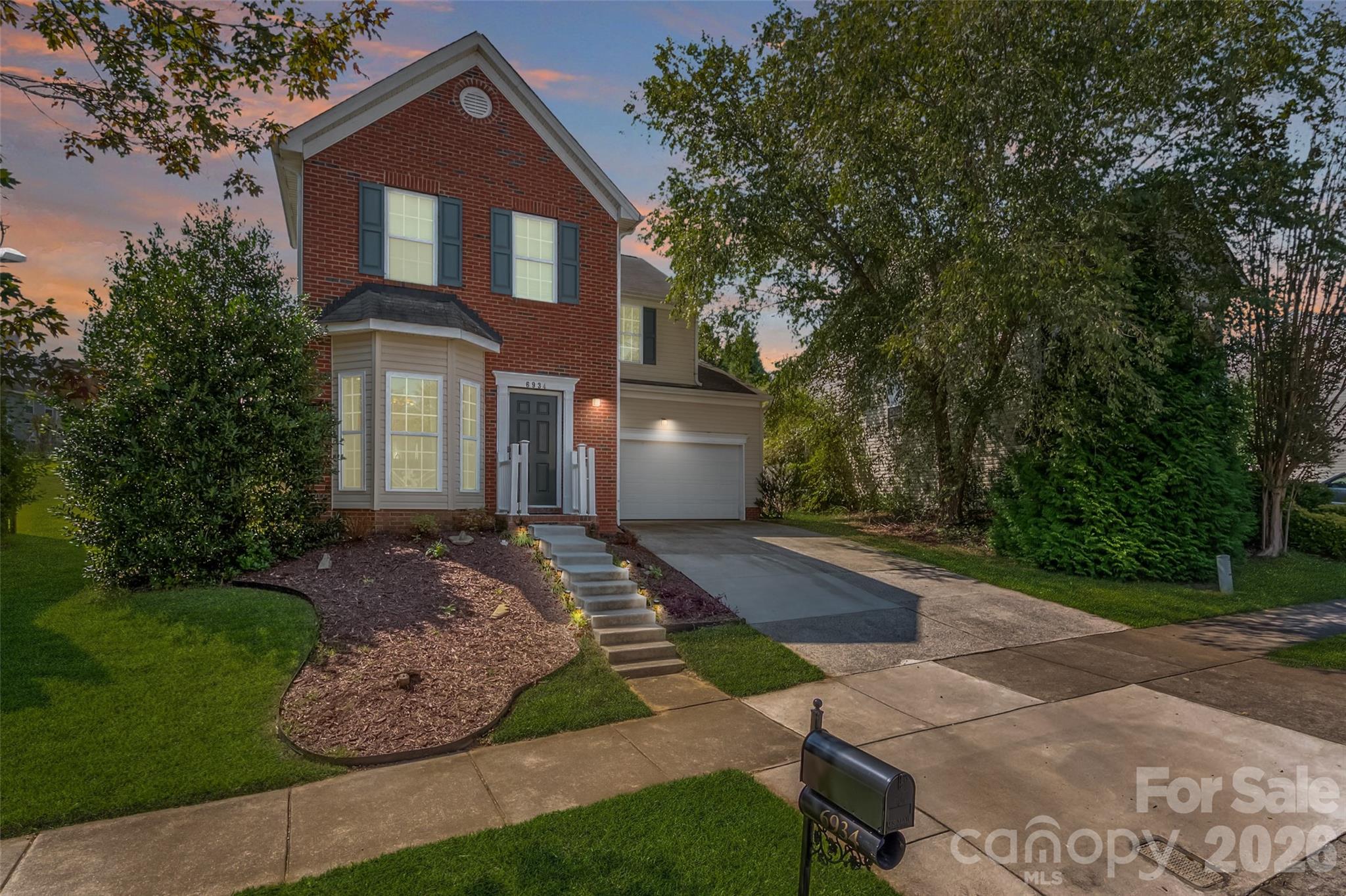 6934 Tanners Creek Drive