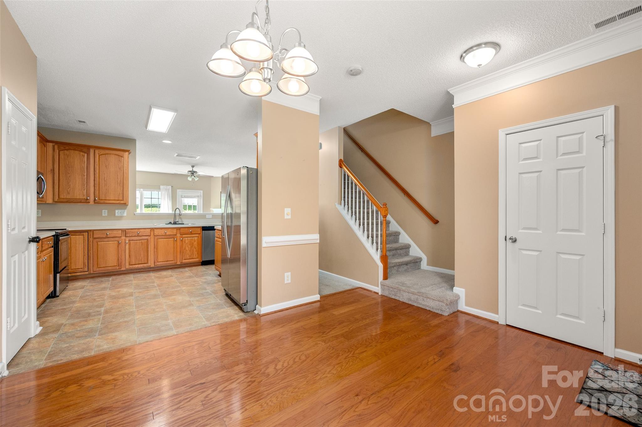 6934 Tanners Creek Drive