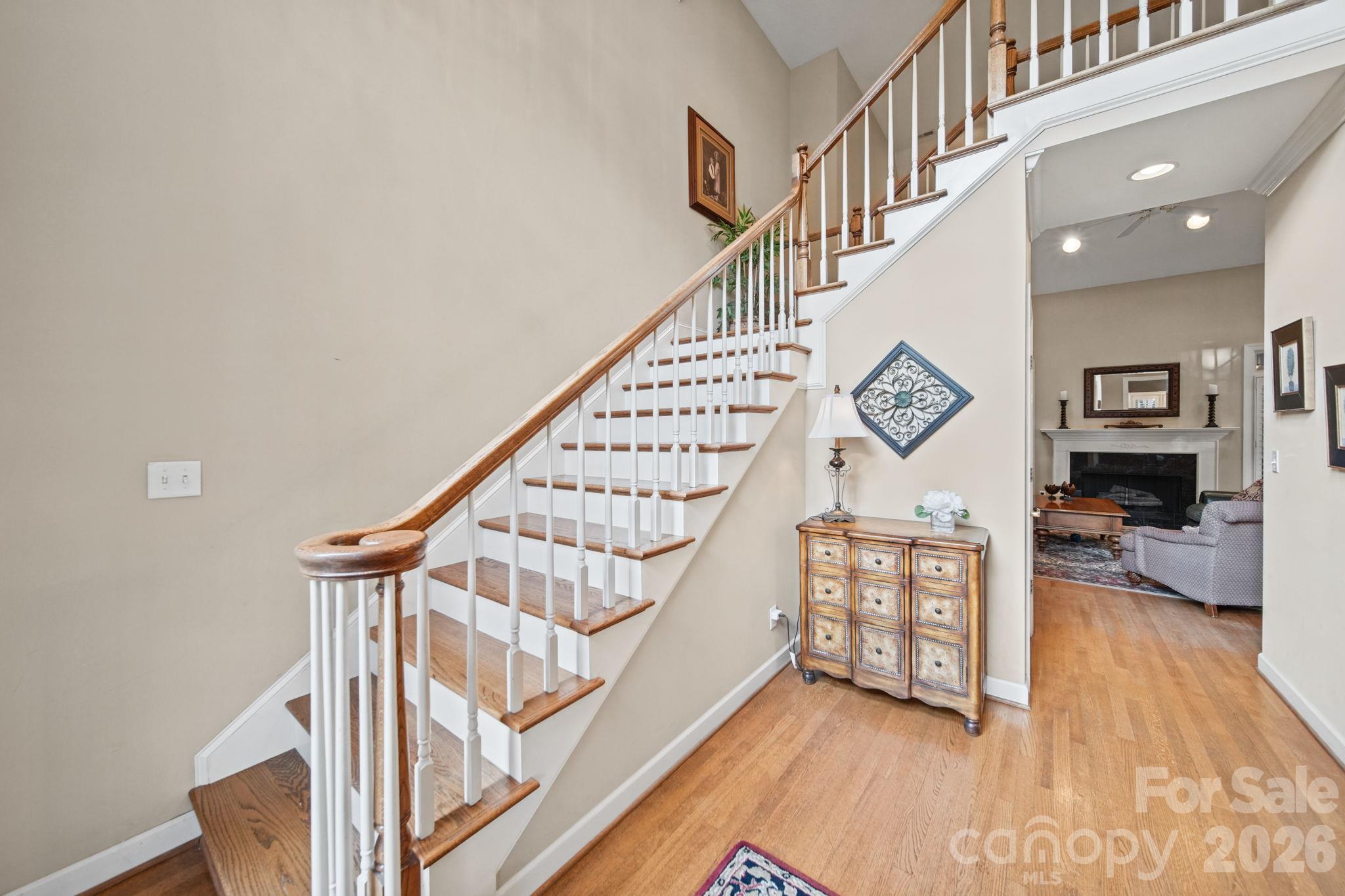 1221 Rittenhouse Lane