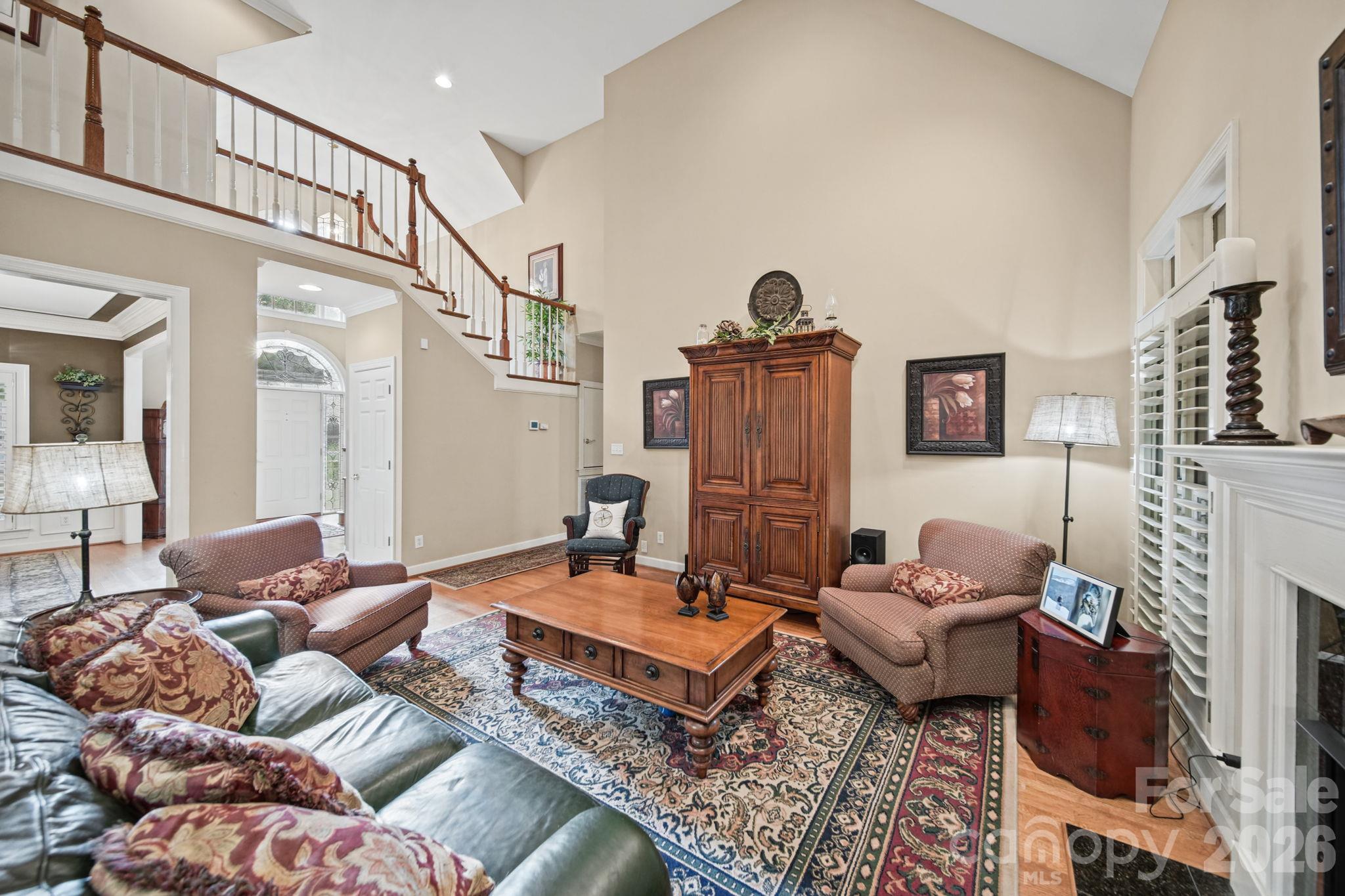 1221 Rittenhouse Lane