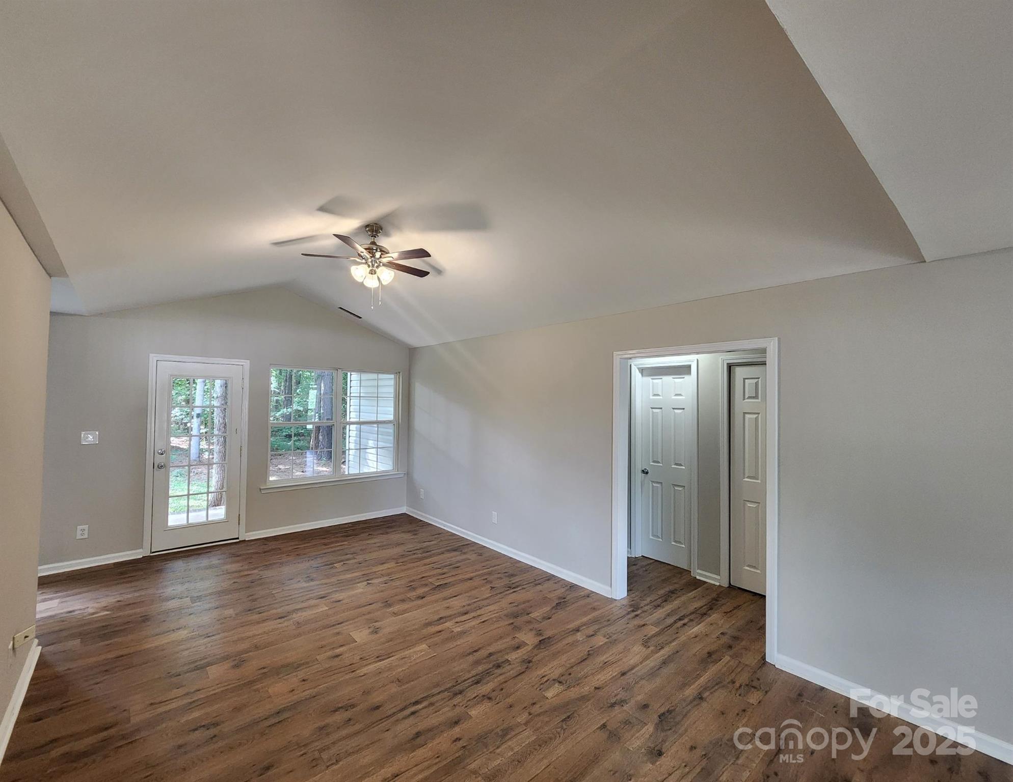 Lincoln Estates - Residential