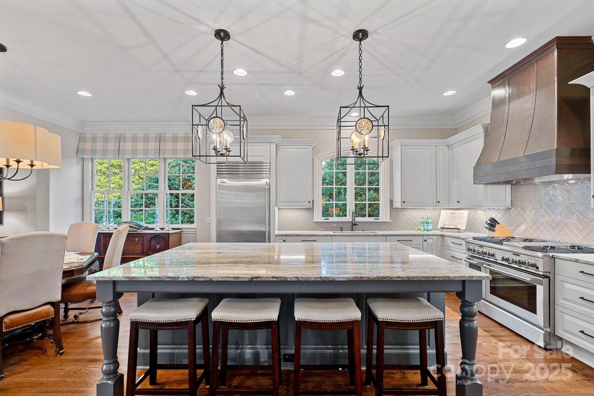 The Peninsula - Residential