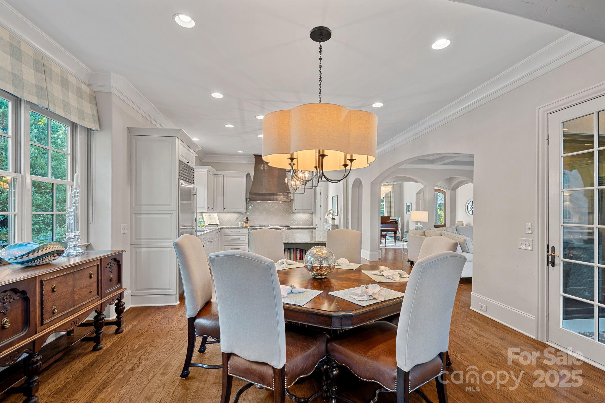 The Peninsula - Residential