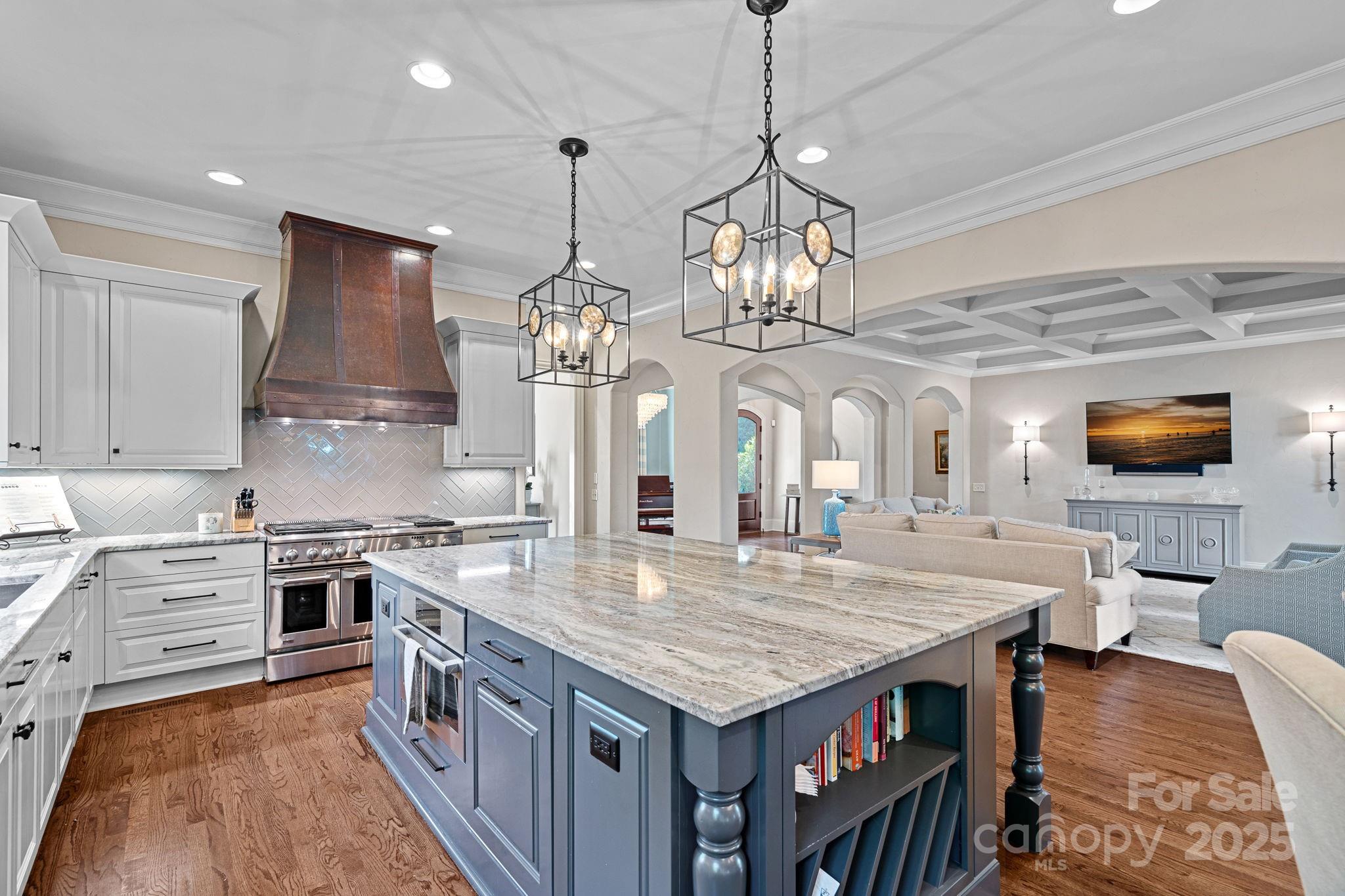 The Peninsula - Residential