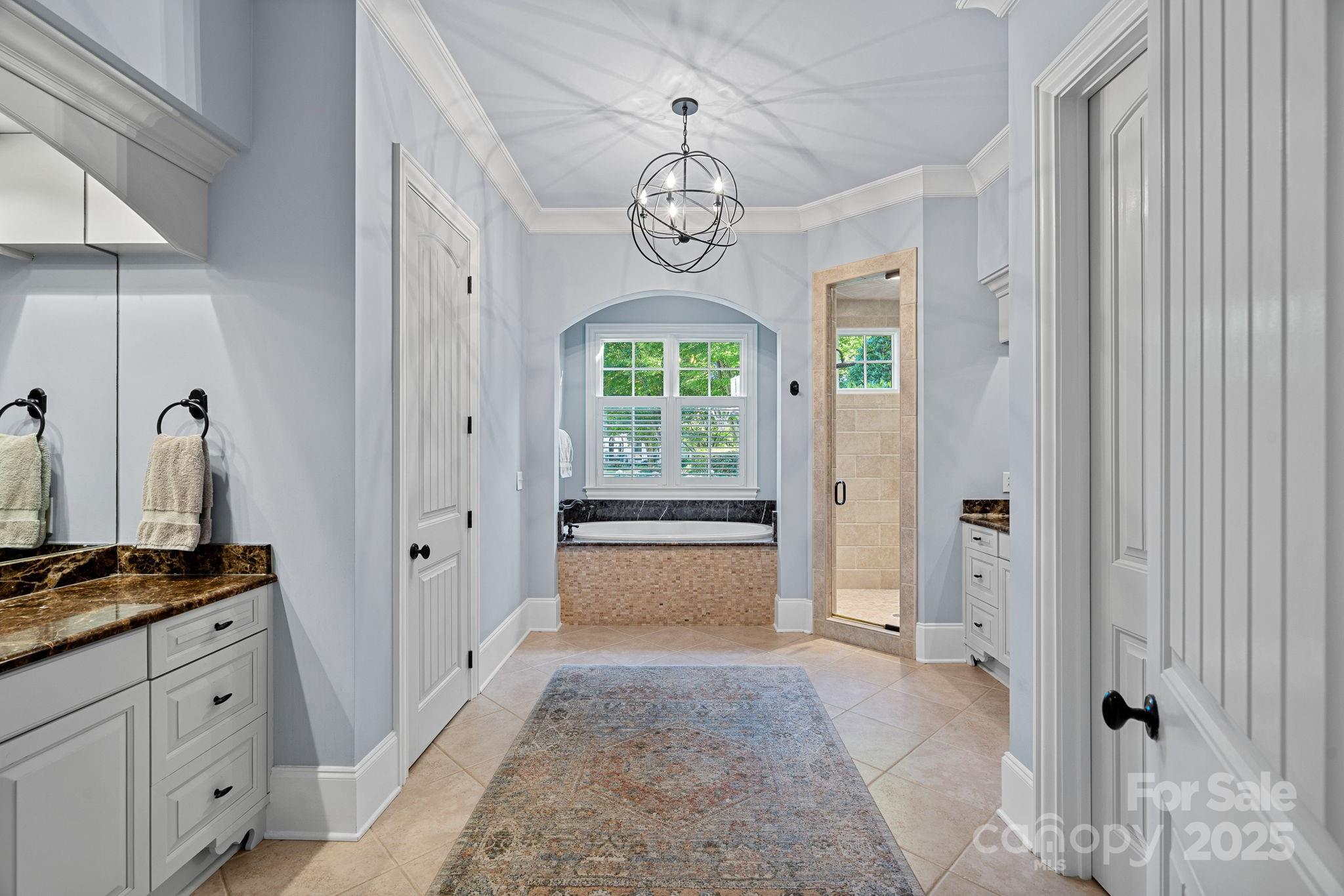 The Peninsula - Residential