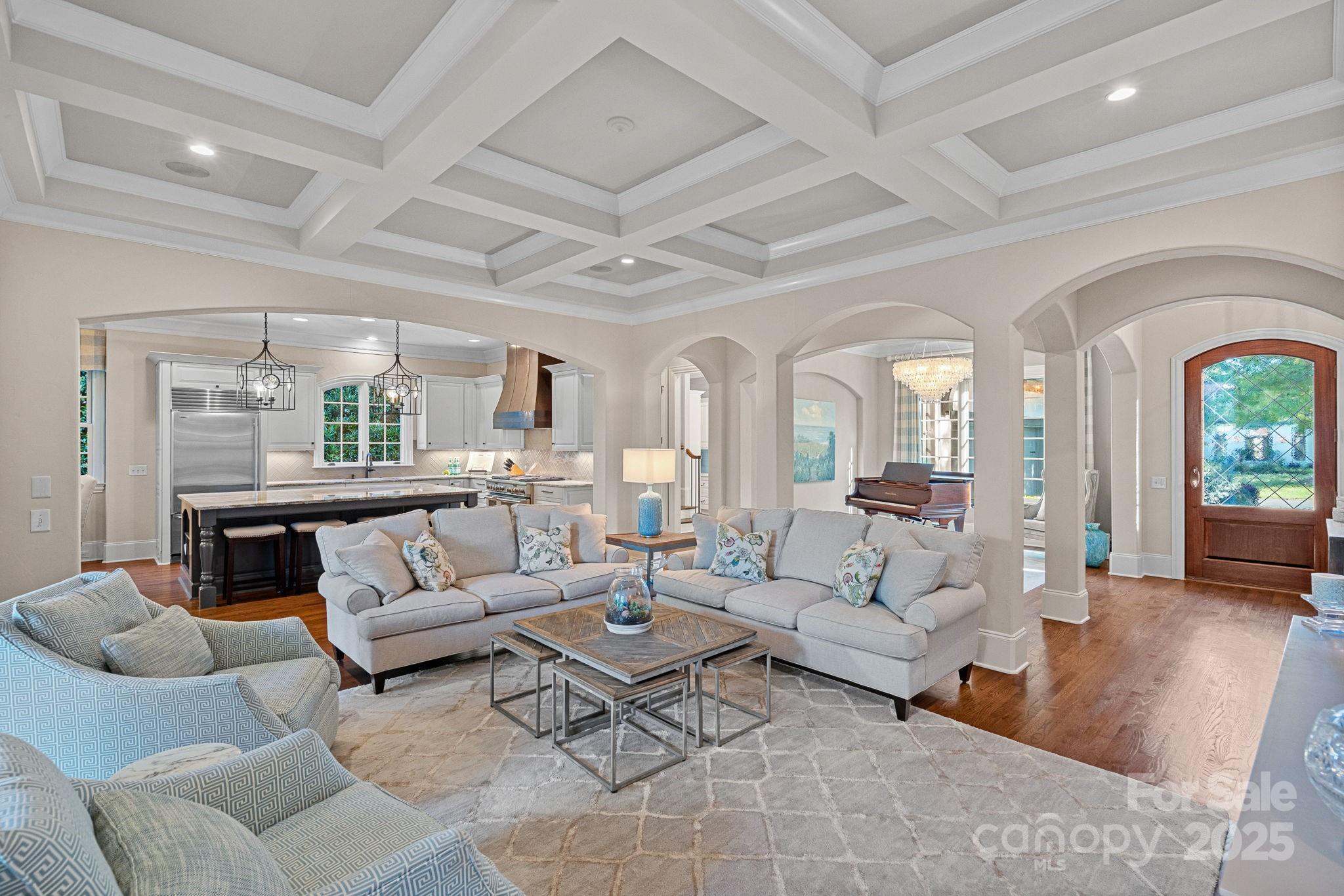 The Peninsula - Residential