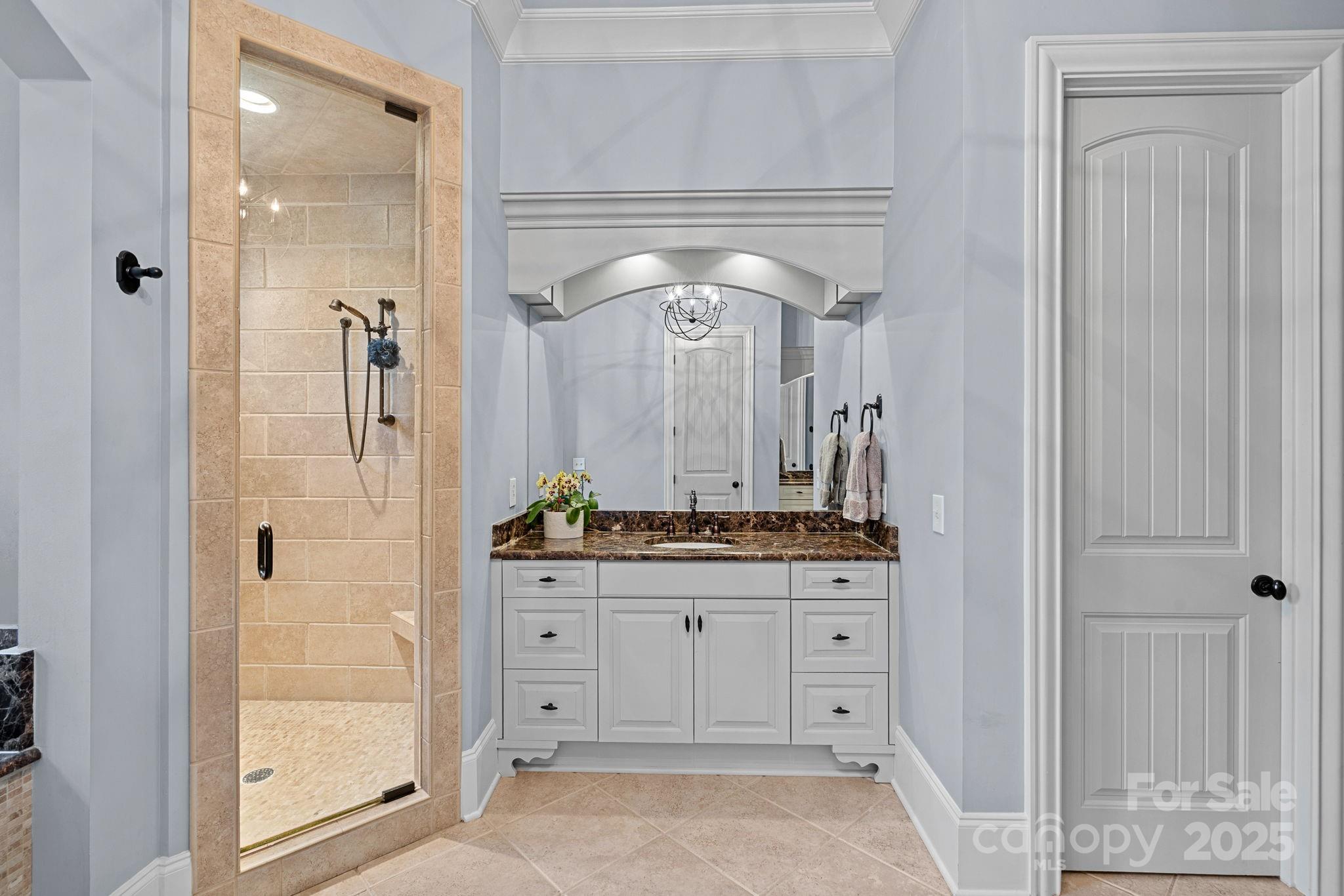 The Peninsula - Residential