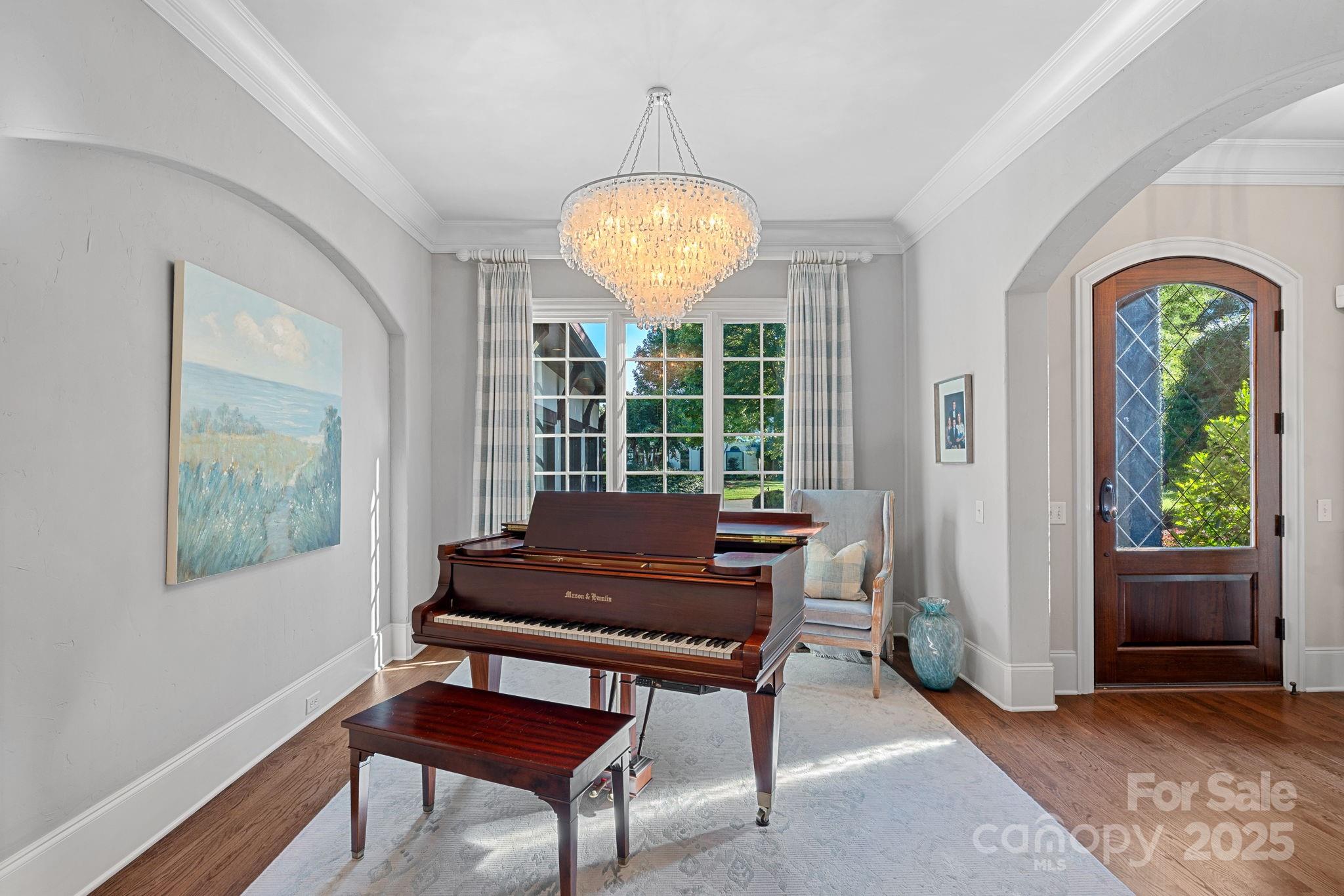 The Peninsula - Residential