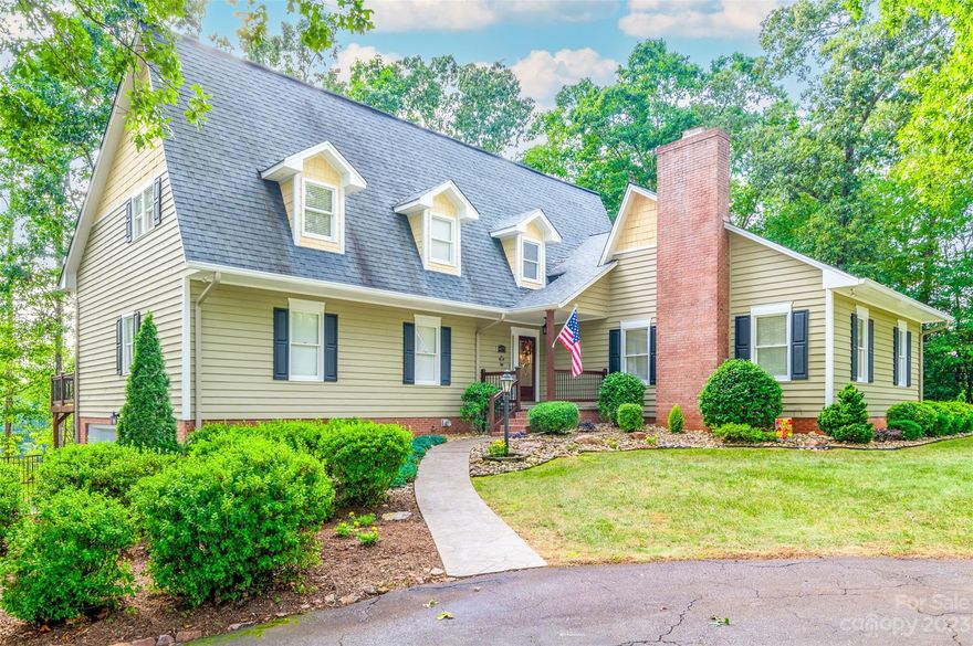 Floorplan added to pictures.***New Roof Nov. 2023 and New Gas Hot Water Heater Oct. 2023. *** Charming home located on the 9th hole of Catawba Springs Golf Course. Cul-de-sec, level, fenced lot has just enough mature trees to give privacy & shade to the backyard. This split bedroom floorplan boasts a primary bedroom on the main with an addition section of the home for a mini guest suite. All bedrooms have a dedicated bathroom. The upper bedrooms feature a hidden room that would make for a great playroom , hobby room or storage. Although the basement is not finished this could easily be finished for more square footage or make for a great workshop or gym. The large back deck, screened in porch and back porch offer plenty of outdoor space to enjoy nature. The HOA is $100 annually and this community is convenient, quiet and beautiful. HVAC 2018. This home is even more beautiful in person and a must see.