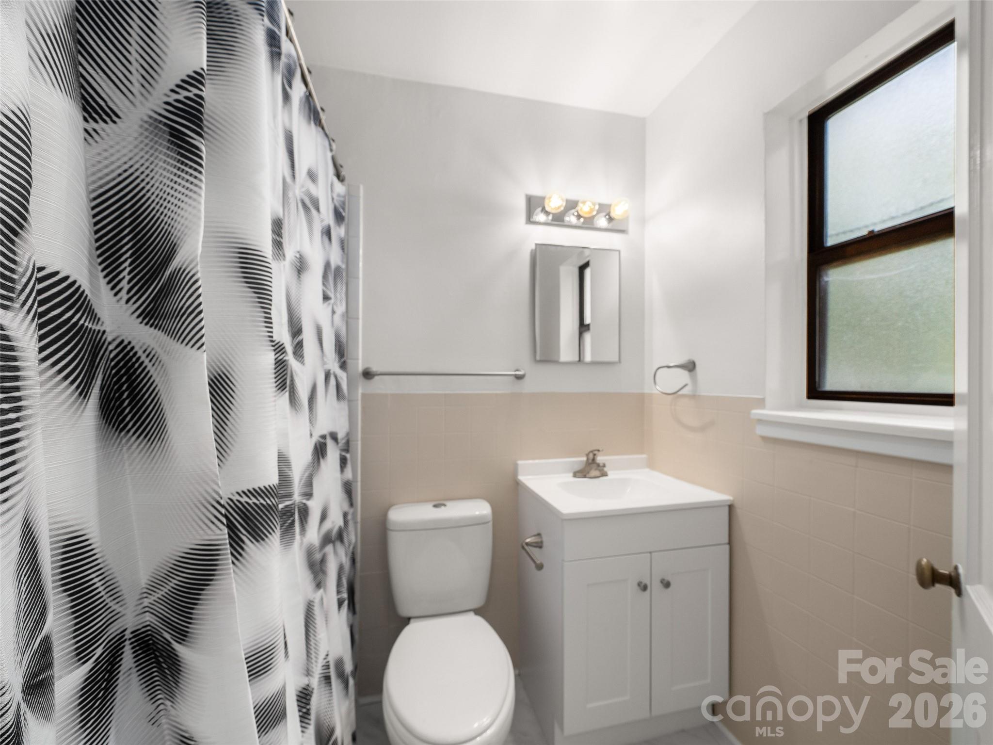 Beverly Condos - Residential