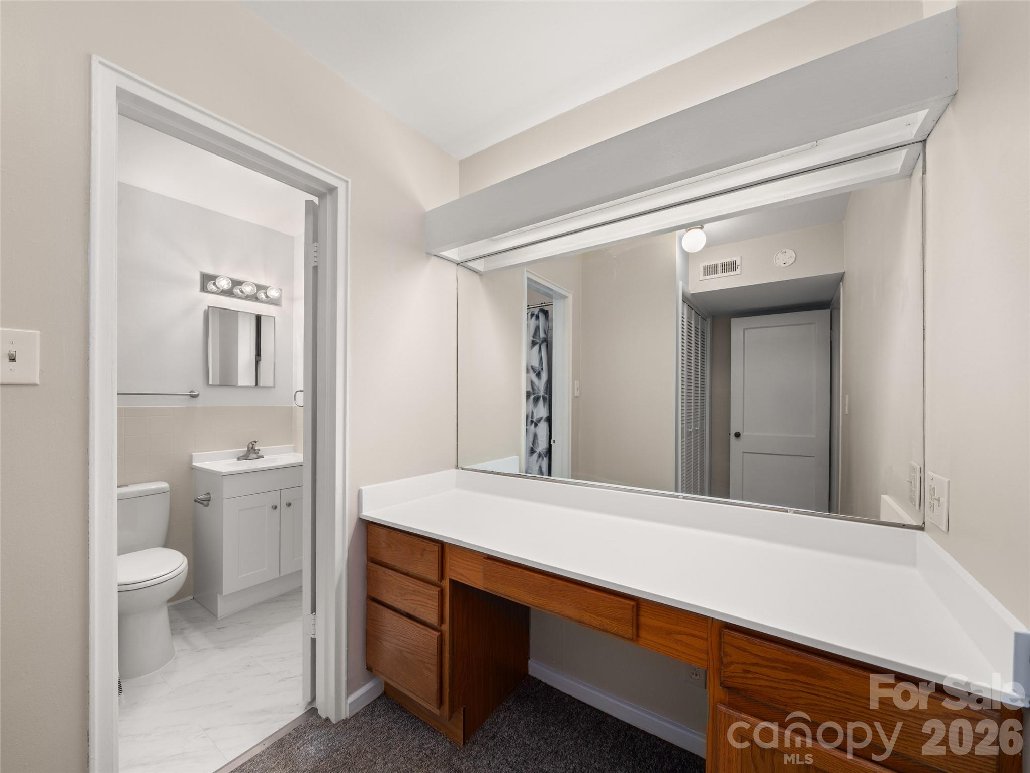 Beverly Condos - Residential