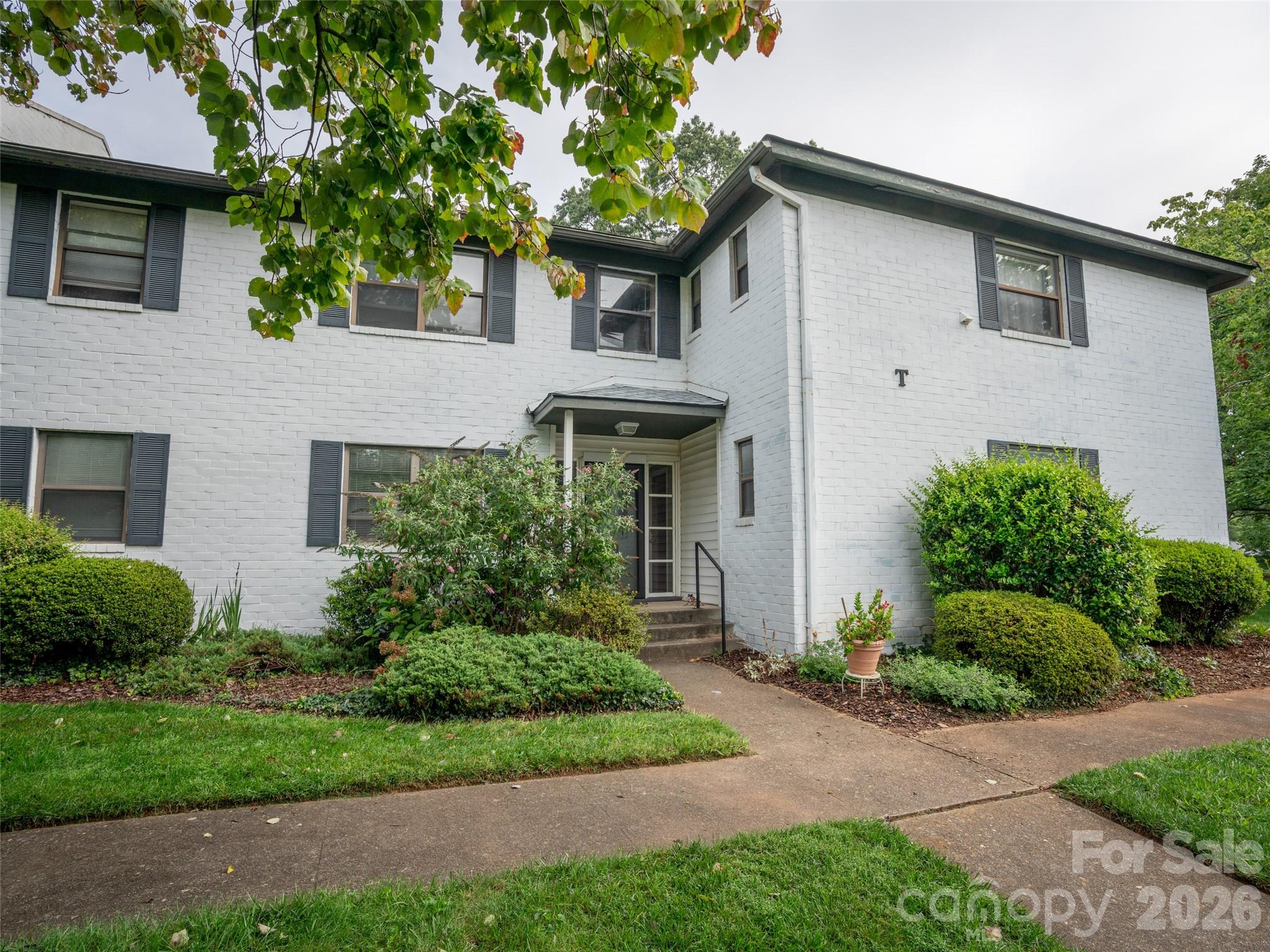 Beverly Condos - Residential