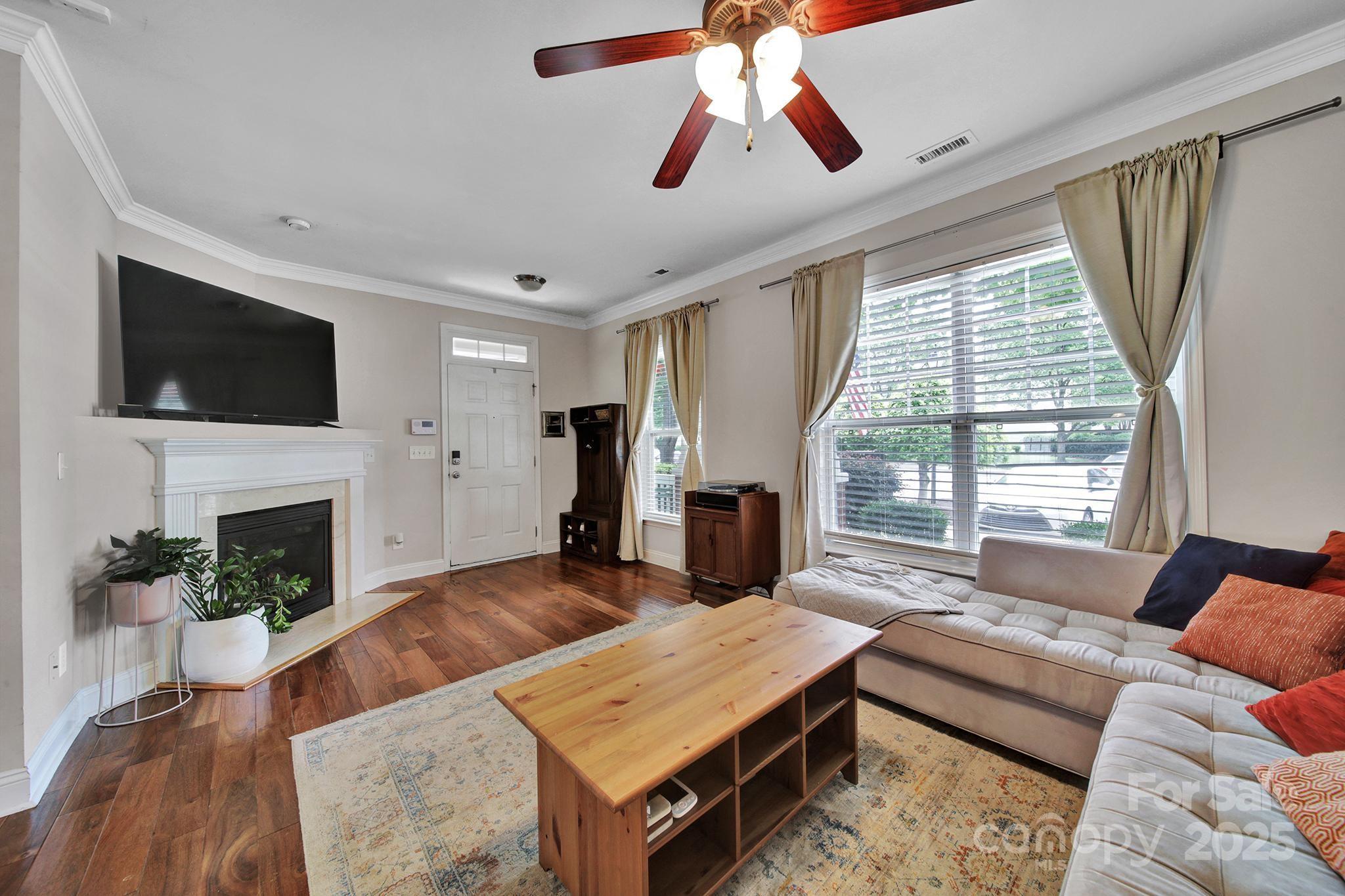413 Hurston Circle
