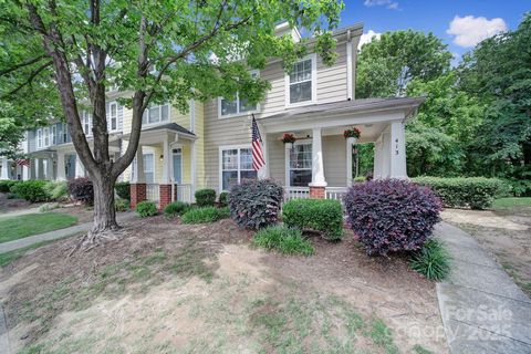 413 Hurston Circle Charlotte NC 28208