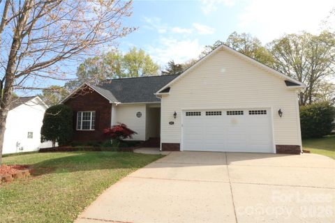 Photo of 166 Oak Haven Place NW, Concord, NC 28027 (MLS # 4364008)