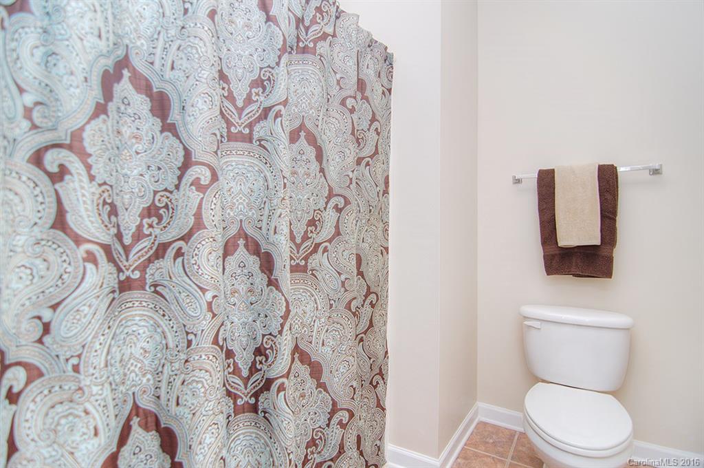 Lake Shore - Residential