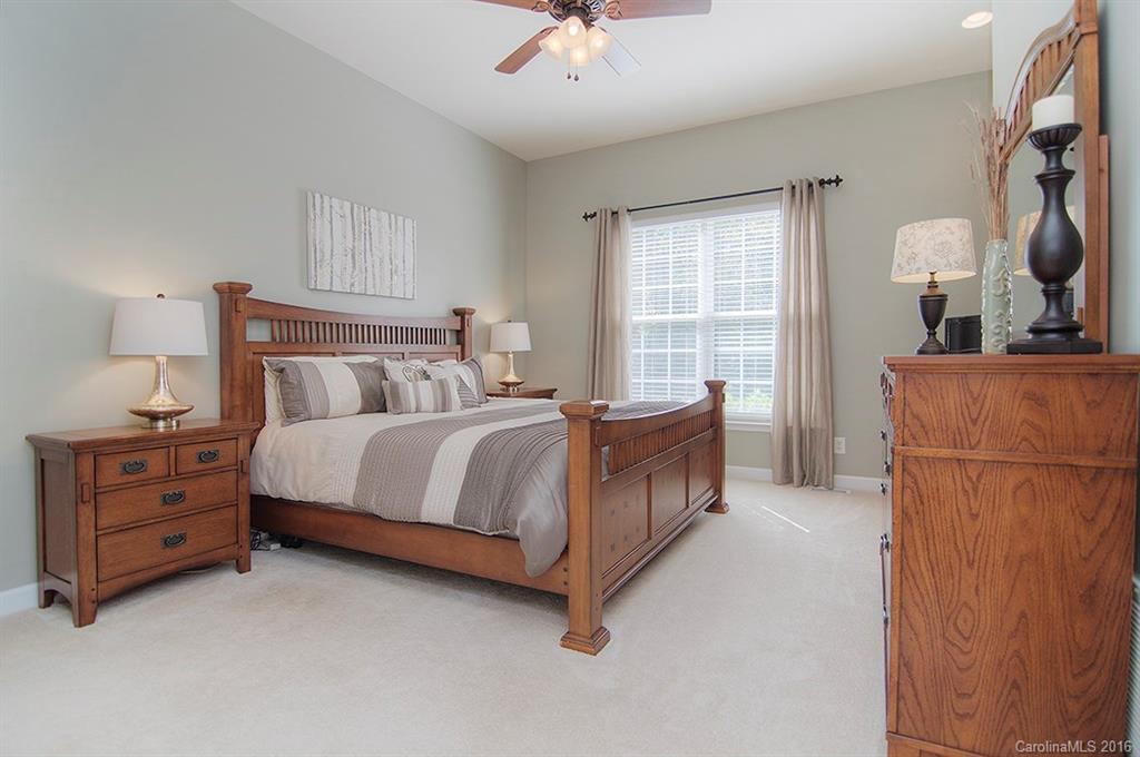 Lake Shore - Residential