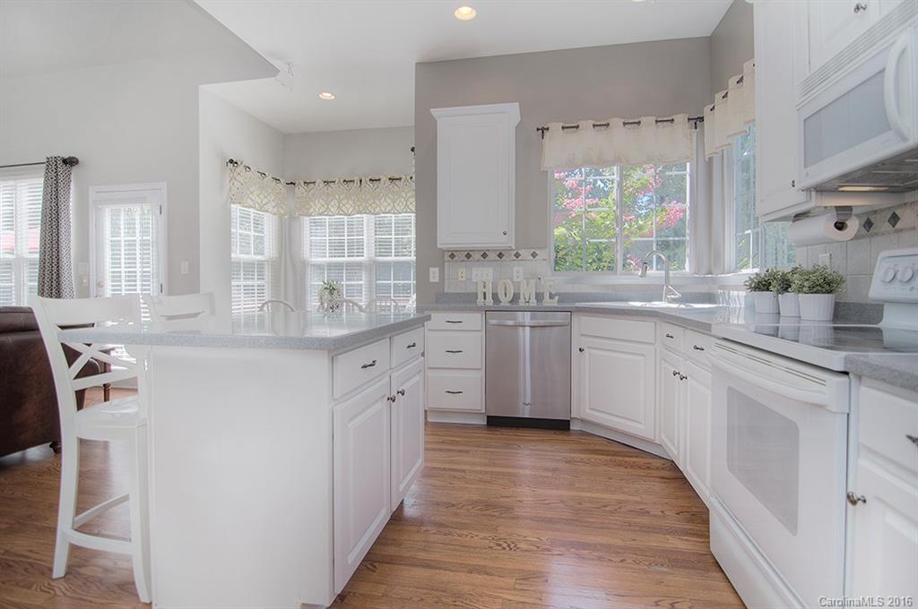 Lake Shore - Residential