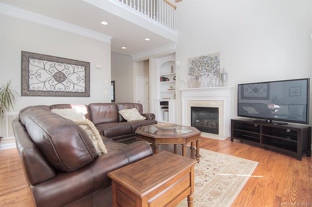 Lake Shore - Residential