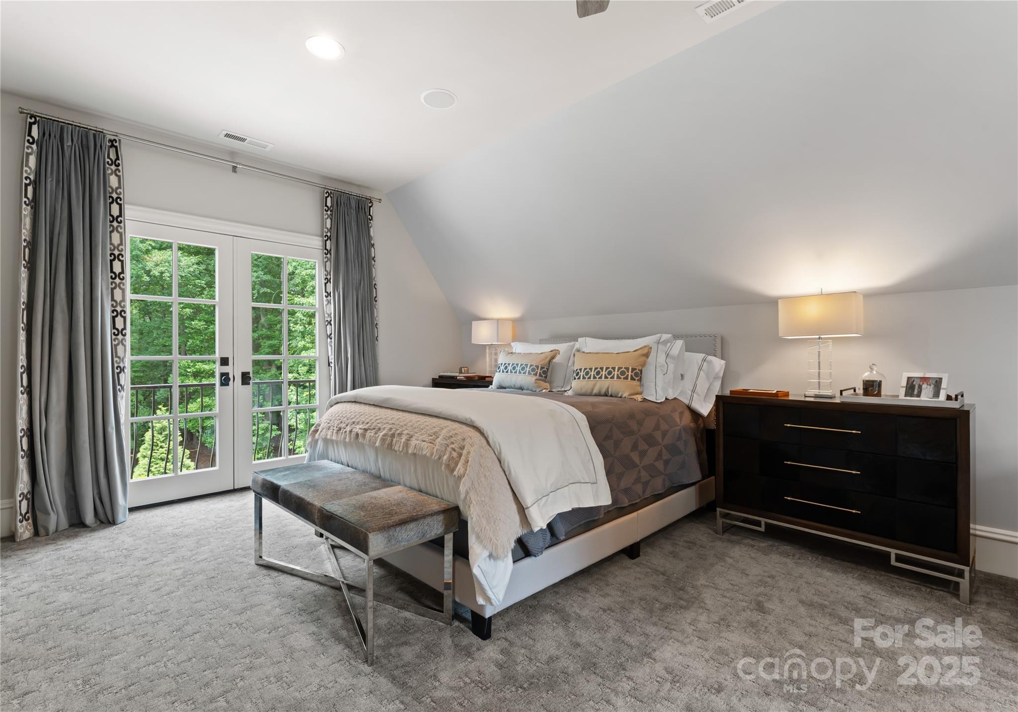 Longview - Residential