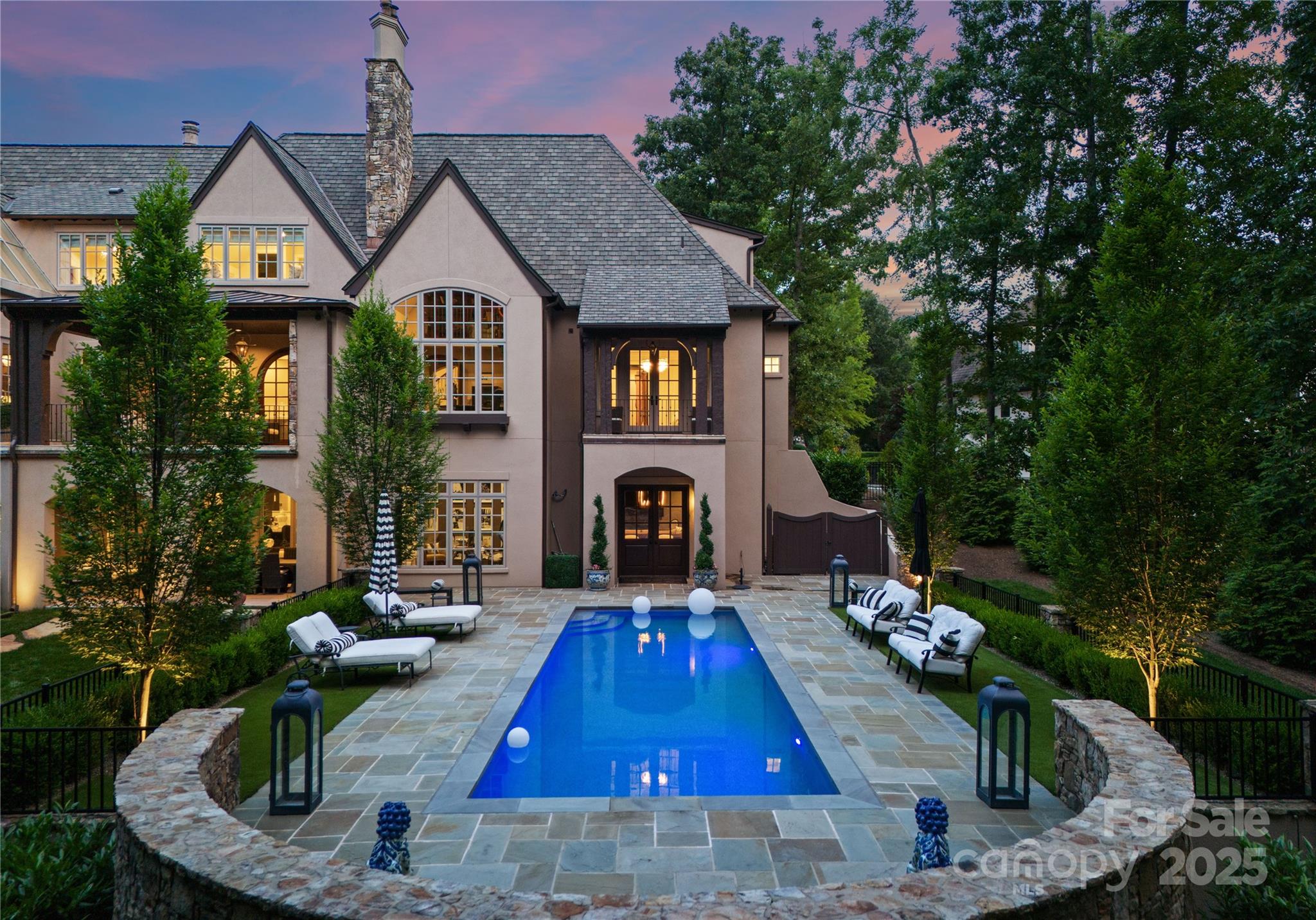 8500 Longview Club Drive