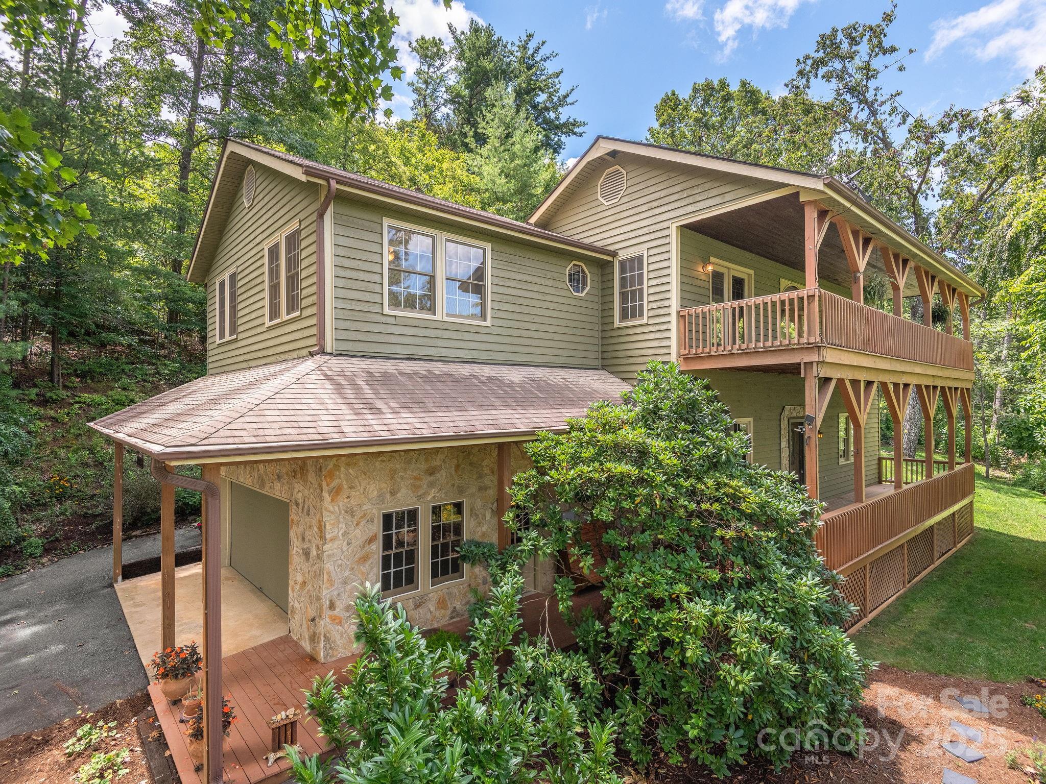 12 Sunny Ridge Drive