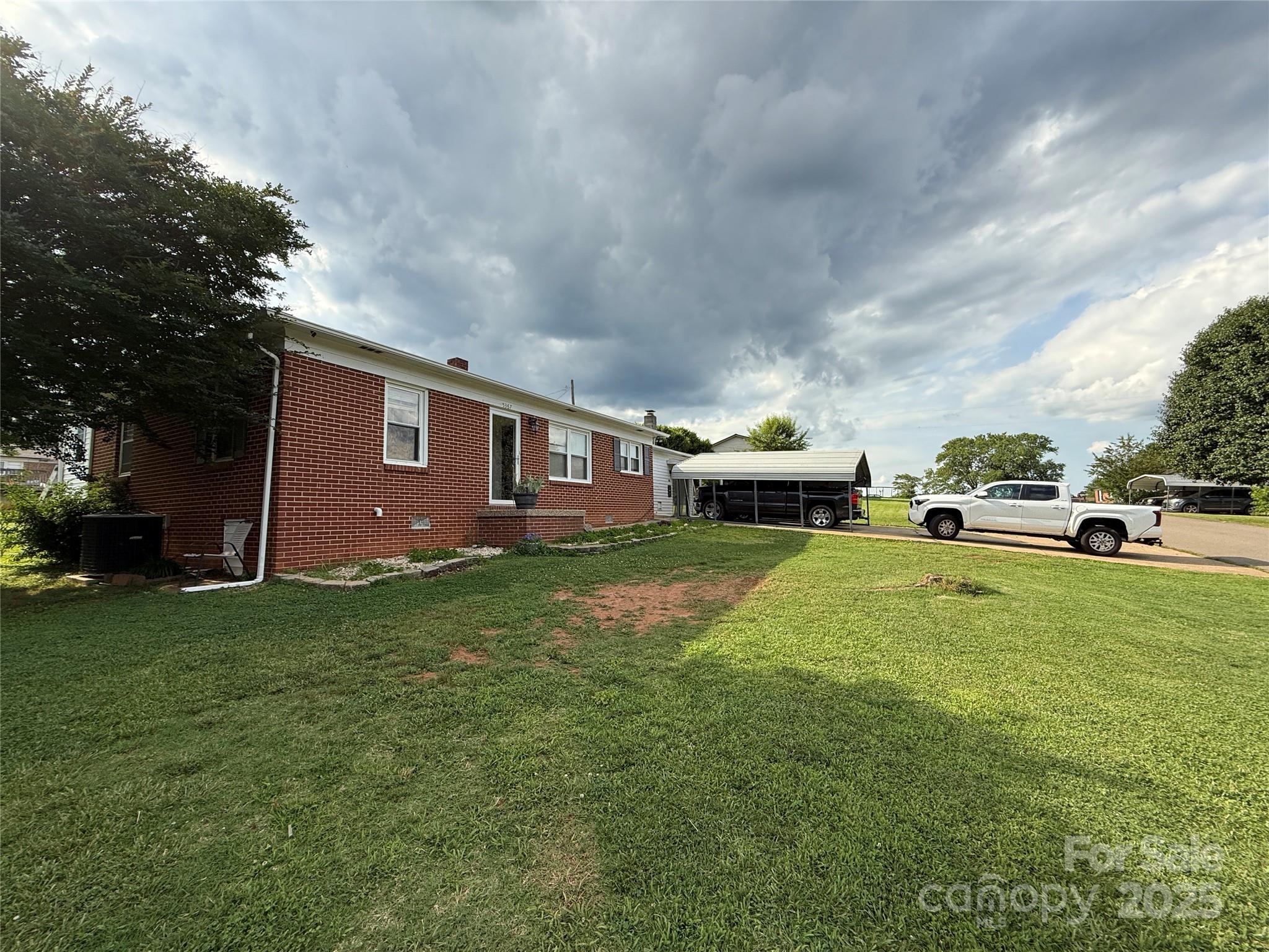 5367 Meadowlane Drive