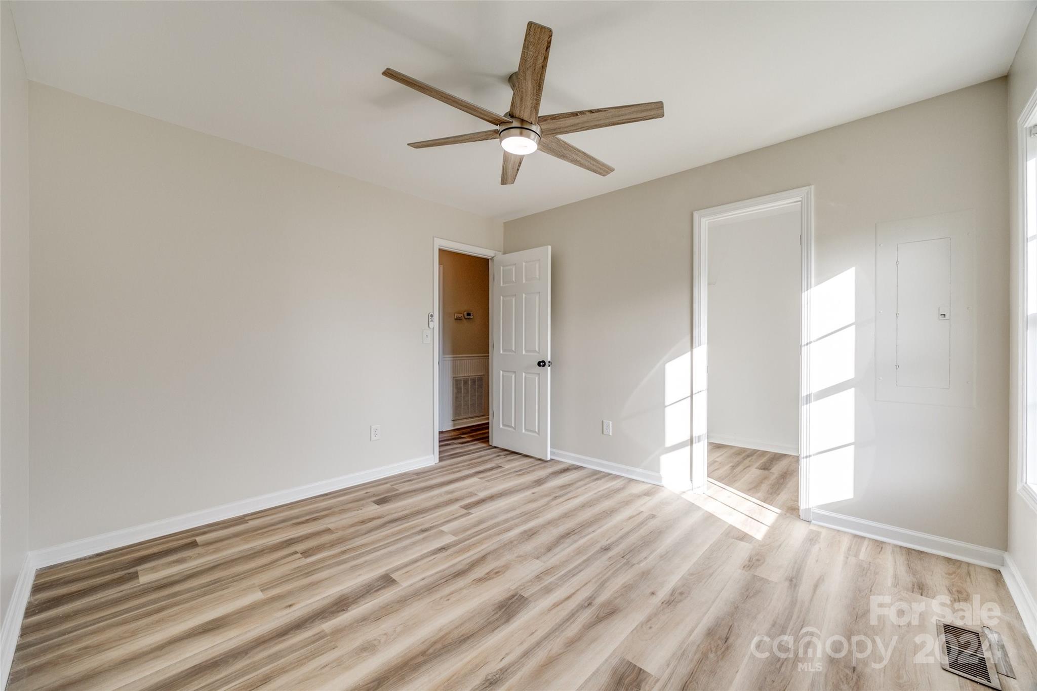 Wood Acres - Residential