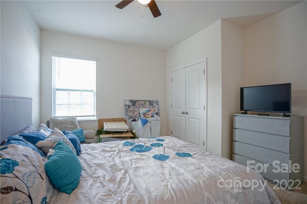 Sutton Farms - Residential