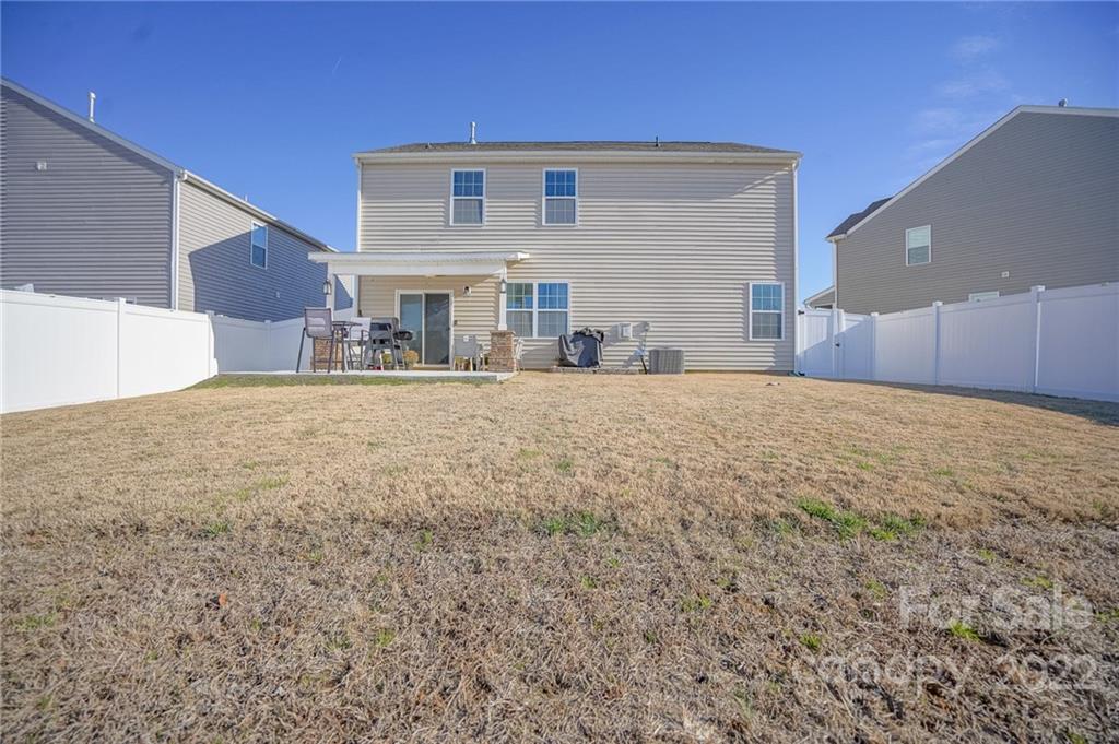 Sutton Farms - Residential