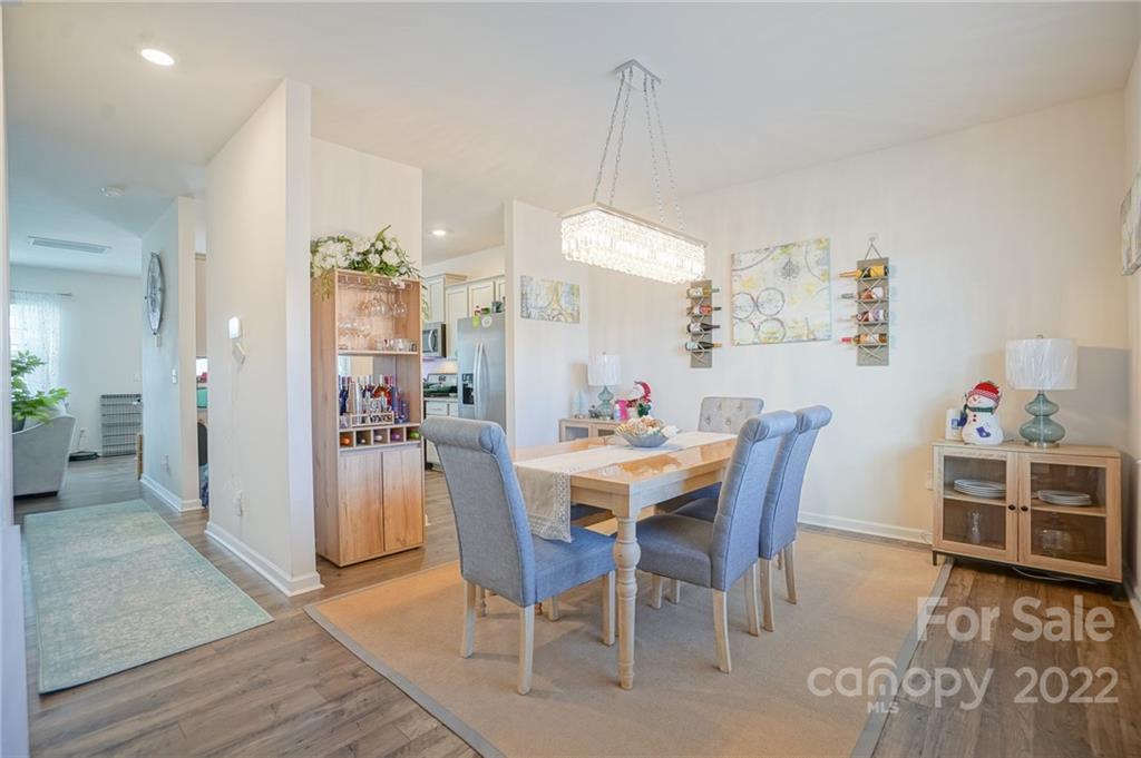 Sutton Farms - Residential