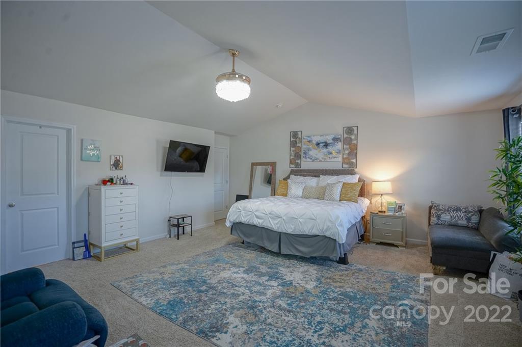 Sutton Farms - Residential