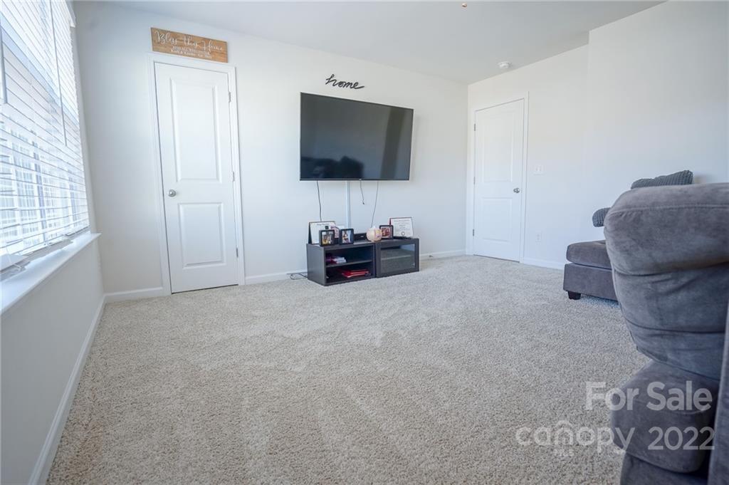 Sutton Farms - Residential