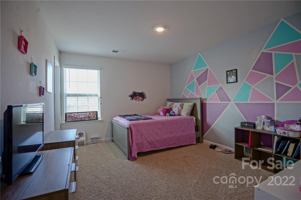 Sutton Farms - Residential