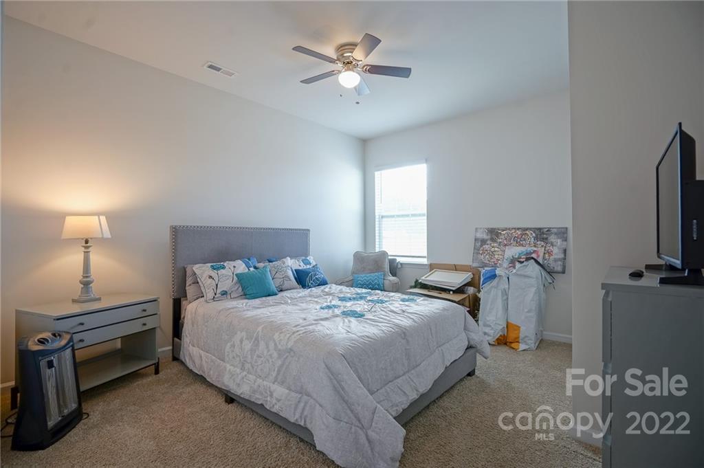 Sutton Farms - Residential