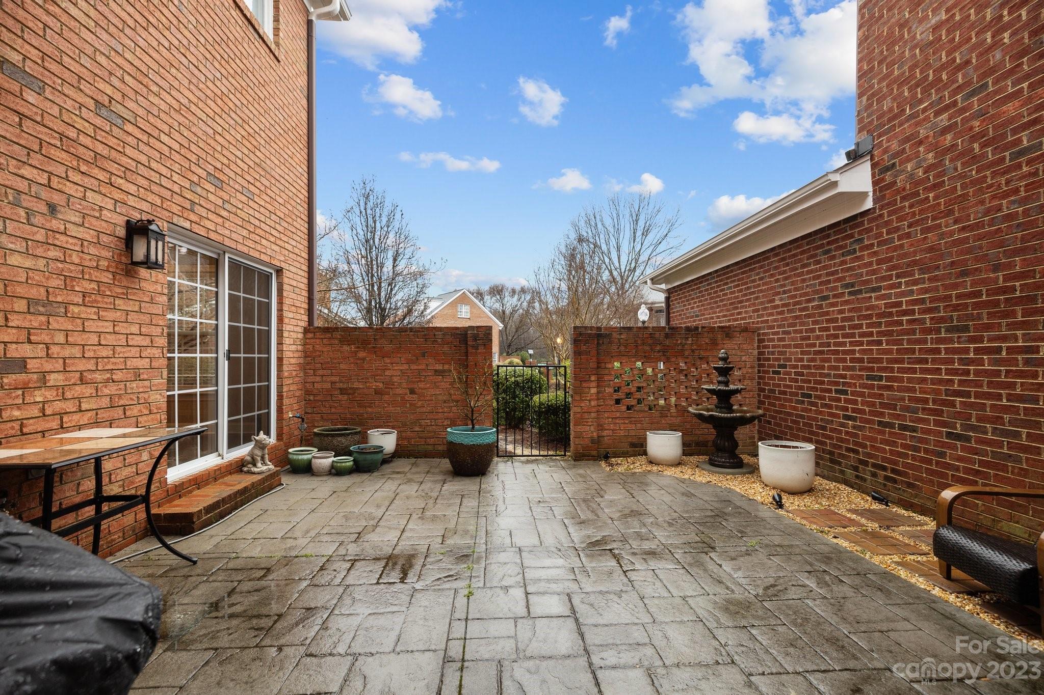 Bonnie Briar - Residential