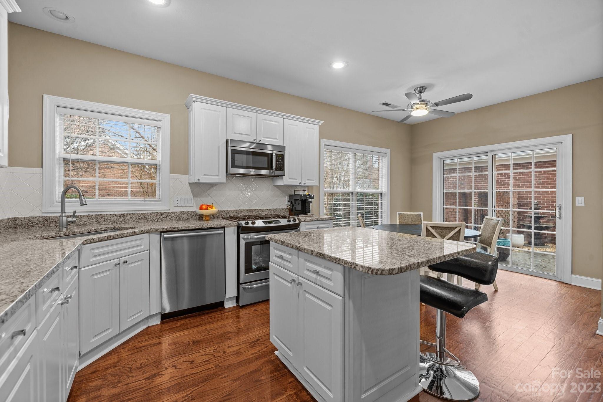 Bonnie Briar - Residential