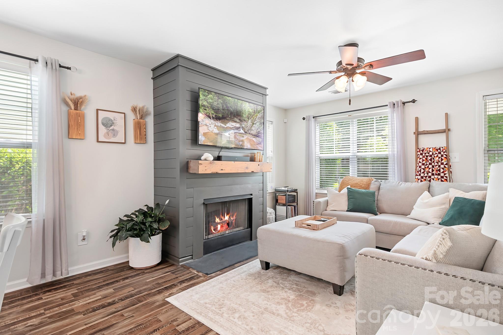 16923 Bridgeton Lane