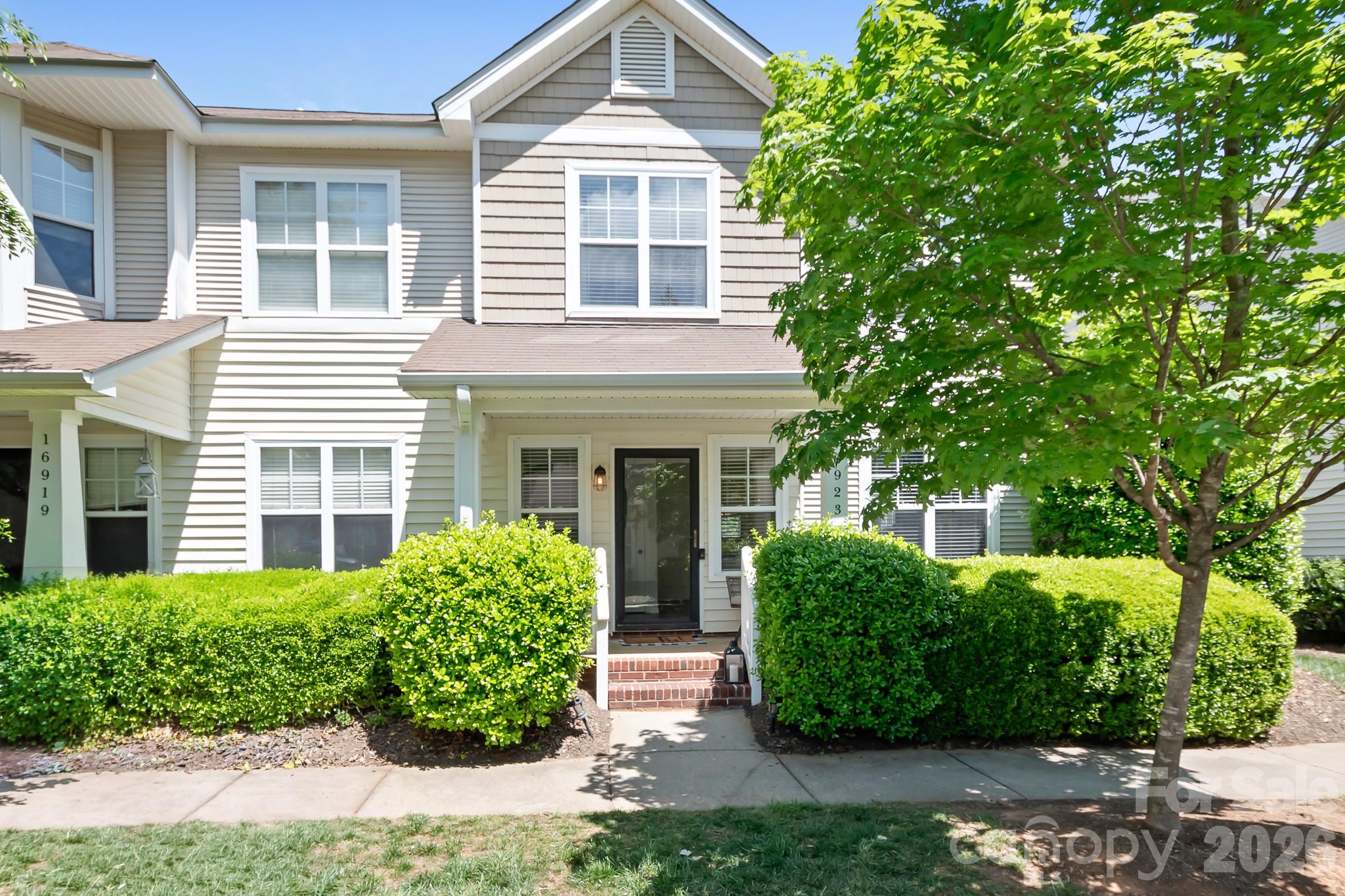 Townhomes at Birkdale Village - Residential